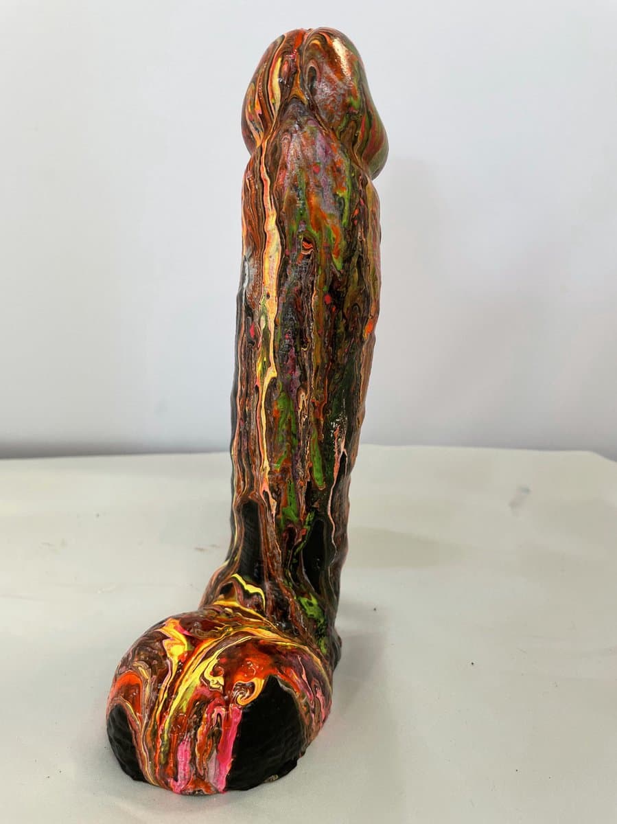 Handbeschilderde Piemelkunst van Keramiek Gips – Uniek Kunstobject – 18,5 cm – Cadeau & Decoratie - zwart/neon — afbeelding 1