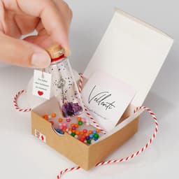 Romantisch Liefdescadeau voor Haar en Hem met Versierde Geschenkdoos — thumbnail 3
