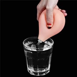 Spuitende Realistische Dildo met Knijpbal - 25.4 cm - Squirting Dildo - Met zuignap - Met balzak - Sex Toys — thumbnail 5