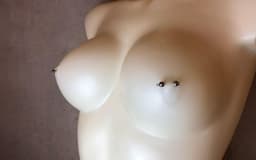 TOUCHEMOI fake tepelpiercing Venus Blue| nikkelvrij tepeljuweel van DQ staal | fake piercings zonder magneten — thumbnail 2