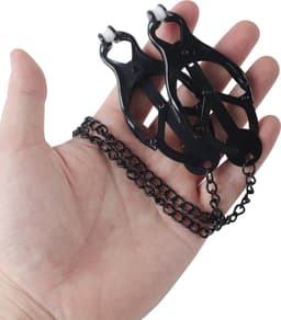 Banoch | Pinces de M. Noir | Clover Clamps - tepelklemmen zwart met ketting — thumbnail 3