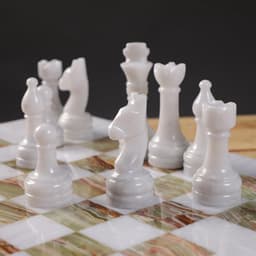 Luxe marmeren schaakspel met handgemaakte stenen stukken voor volwassenen — thumbnail 4