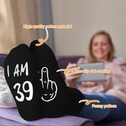 NTHProducts - Grappige Verjaardagssokken - Origineel Cadeau - Slippersokken - Perfect voor Mannen en Vrouwen - 40 Jaar en Ouder - Verjaardagscadeaus — thumbnail 4