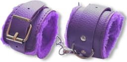 JT Products Bondage Handboeien Paars Erotiek Set voor BDSM - Seksspeeltjes Set Voor Koppel - Lederen Handboeien & Metalen Ketting - Sex Toys Kado - Seks Cadeau Hem & Haar - Kinky Cadeautjes Volwassenen - Erotisch Verjaardag Cadeautje Mannen & Vrouw — thumbnail 1