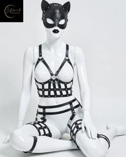 Sexy Lingerieset – Complete Bondageset – Inclusief Masker, Body, Jarretelgordel met Been Straps – Zwart – BDSM – Fetish Lingerie – PU Leer – B.I.T.C.H. – Wasteland – Sexy Lingerie – Kinky Lingerie – Erotische Lingerie – Dare to Undress – One Size — thumbnail 3