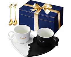 Koppels Mokken Set - Twee Mokken - Romantische Momenten - Exclusief Ontwerp - 200 ml - Wit