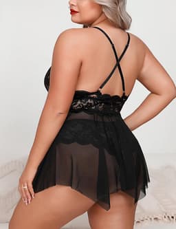Sexy Plus Size Lingerie met Open Voorkant en Strappy Details — thumbnail 5