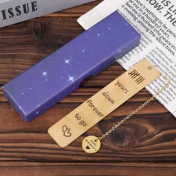 NTHProducts - 8e Huwelijksverjaardag - Stainless Steel - Uniek Geschenk - Goud - Bookmark - Voor Hem en Haar - Perfecte Verpakking — thumbnail 4
