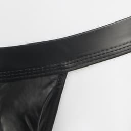 Zeloria Heren String Wetlook – Heren Lingerie – Faux Leather Tanga – Stretch String – Zwart – L — thumbnail 3