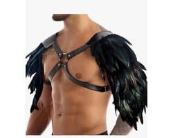 Stoer Leren Heren Harnes met Veren - Riem - Verstelbaar One Size - Kinky Erotiek Feest - Hoge Kwaliteit- voor Heren- Onze Size – Festival & Fetish Wear – Lak Leer PVC Look – Strict Dresscode – It’s a CrazyLand - Verkleed feest