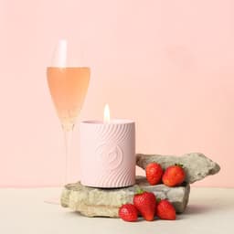 HighOnLove - Pink Massage Kaars Aardbei & Champagne — thumbnail 2