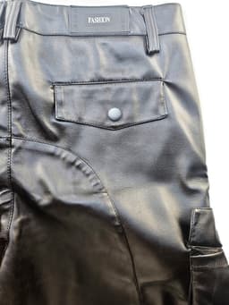 BNDGx® - Korte Broek Heren - Maat XL - Open kruis Erotische Sex kleding - Nep Leer BDSM porno outfit Man Rollenspel kleding — thumbnail 3