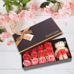 12 Rozen Zeep Bloemen Gift Set voor Vrouwen - Romantisch Valentijnsdag Cadeau met Pluche Beer — thumbnail 5