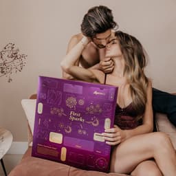 EasyToys x Loveboxxx - First Sparks - Adventskalender Advent Kalender - Musthave voor Koppels - Cadeau Man - Cadeau Vrouw - Giftset - Adventskalenders - Kerst - Kerstcadeau - Adventskalender 2025 — thumbnail 5