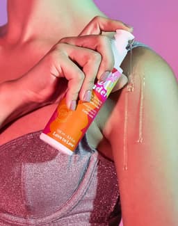 Love to Love - Love me Tender - Verwarmende Massageolie - Strawberry - 100 ml — thumbnail 3