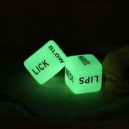 Erotische dobbelstenen - Glow in the Dark - 2 dobbelstenen - Voorspel - Seks - Sex - Relatie - Spannend - Kamasutra-  Erotisch - Erotiek - Dobbelsteen — thumbnail 1