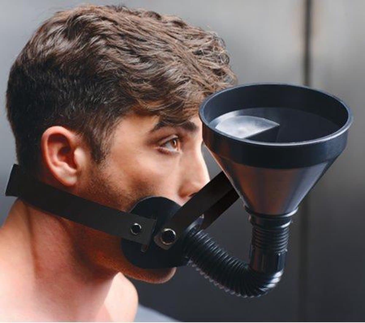 Latrine Extreme Funnel Gag — afbeelding 1