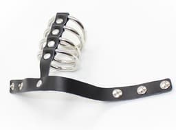 vscnovelty® Chastity Cage Device - kuisheidskooi - metalen ring - PU leer - zwart — thumbnail 4