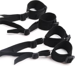 *** Spannende Handboeien Seks-BDSM-Terughoudendheid-Harnasbanden Bed bondage set - Discreet verpakt - Kinky- van Heble® *** — thumbnail 1
