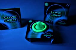 Glow In The Dark - 3 stuks - Condooms — thumbnail 2