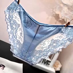 Luxe Satijnen vrouwen slip - Kant - Zijde - Naadloos - Erotisch getint - Ondergoed voor haar — thumbnail 4