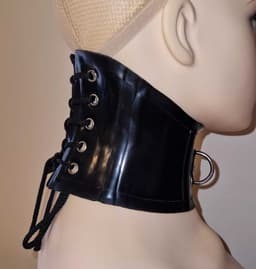 100% Latex halsband met ring voor BDSM activiteiten - Verstelbaar met touw - Choker — thumbnail 2