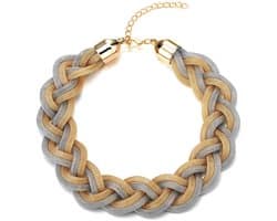 Allecto - Gouden zilveren statement halsketting - Gevlochten holle kabel - Grote slabbetje halsband - 42 cm - Trendy sieraad - Geschikt voor dames ...