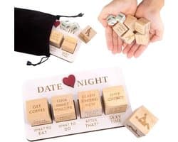 Koppel Dobbelstenen - Date Night - Relatie Versterken - Houten Dobbelstenen - 5 stuks - Niet gespecificeerd